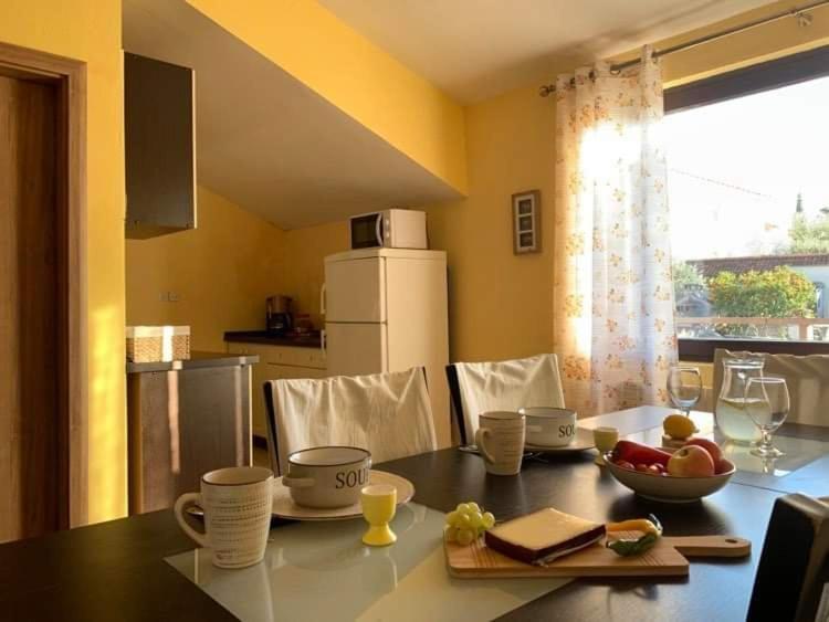Fresh Apartments Dar Orlic Trogir Dış mekan fotoğraf
